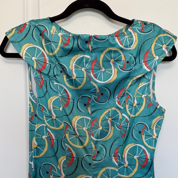 Bettie Page Turquoise Bicycle Print Dress - Picture 5 of 6